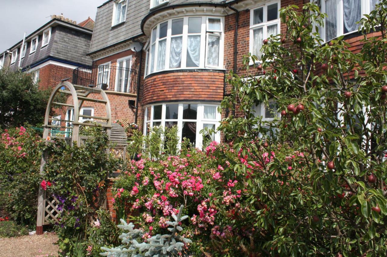 Hotel Barons Court Great Yarmouth Exterior foto